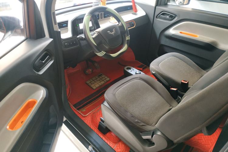 Used Wuling Hongguang MINIEV 2022 Easy Version Lithium Iron Phosphate Driver Seat