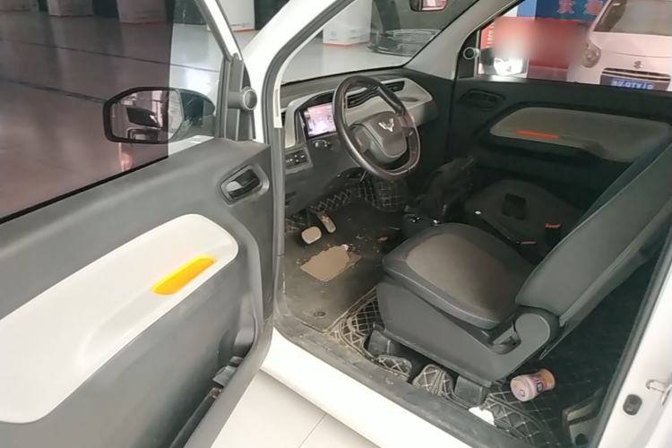 Used Wuling Hongguang MINIEV 2022 Zizai Version Lithium Iron Phosphate Driver Seat
