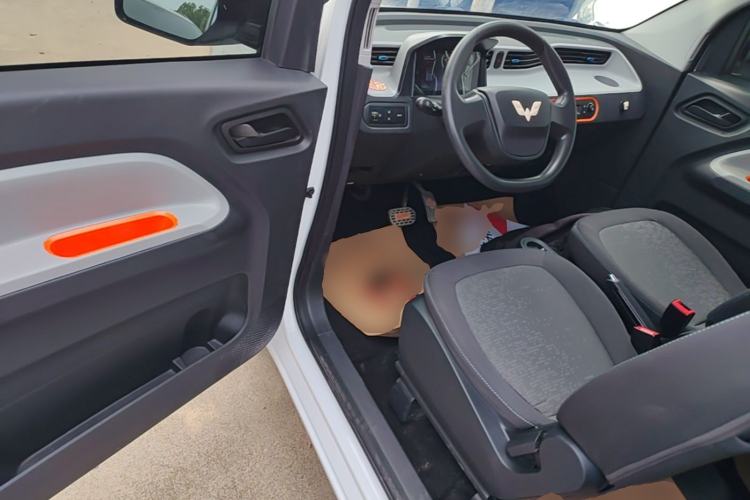 Used Wuling Hongguang MINIEV 2022 Zizai Version Lithium Iron Phosphate Driver Seat