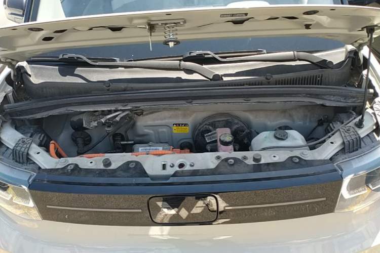 Used Wuling Hongguang MINIEV 2022 Macaron Premium Model – Lithium Iron Phosphate Engine Bay