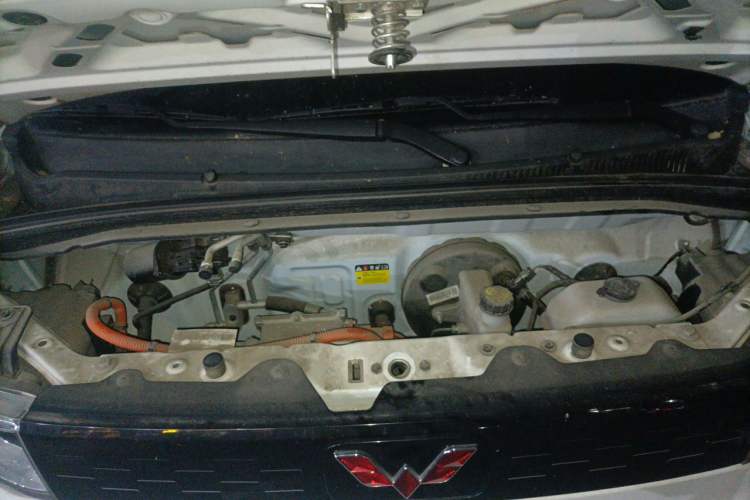 Used Wuling Hongguang MINIEV 2022 Zizai Version Lithium Iron Phosphate Engine Bay