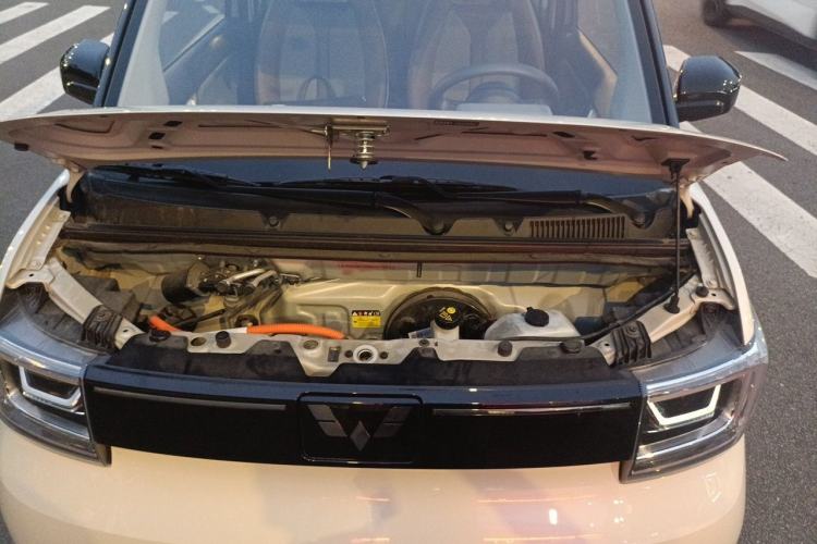 Used Wuling Hongguang MINIEV 2022 GAMEBOY 200km Gaming Edition with Lithium Iron Phosphate Engine Bay