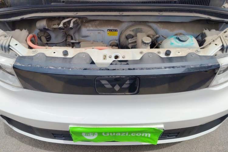 Used Wuling Hongguang MINIEV 2022 Macaron Premium Model – Lithium Ternary Battery Engine Bay