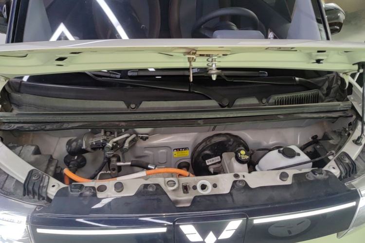 Used Wuling Hongguang MINIEV 2022 GAMEBOY 200km Gaming Edition with Lithium Iron Phosphate Engine Bay