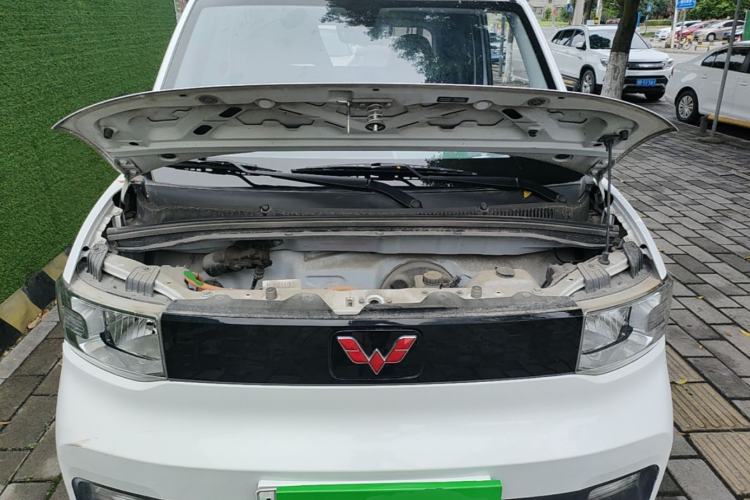 Used Wuling Hongguang MINIEV 2022 Zizai Version Lithium Iron Phosphate Engine Bay