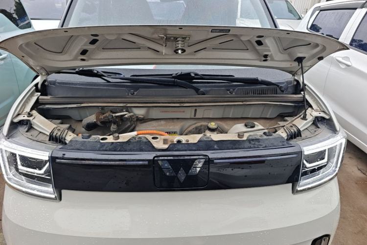 Used Wuling Hongguang MINIEV 2022 GAMEBOY 200km Gaming Edition with Lithium Iron Phosphate Engine Bay