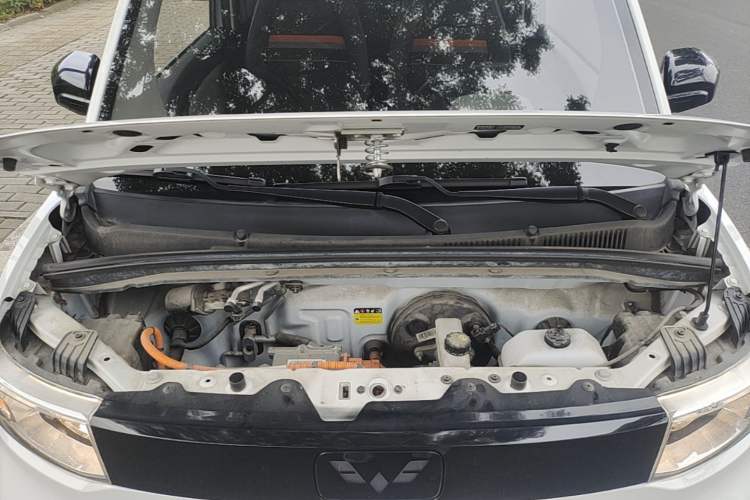 Used Wuling Hongguang MINIEV 2022 Zizai Version Lithium Iron Phosphate Engine Bay
