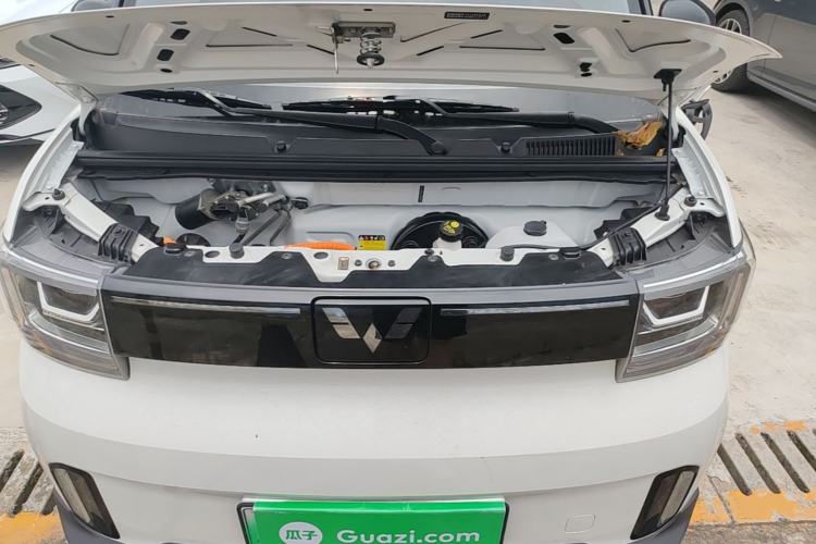 Used Wuling Hongguang MINIEV 2022 GAMEBOY 300km Enthusiast Model with Lithium Iron Phosphate Engine Bay