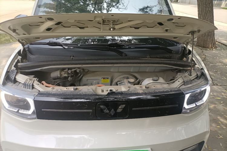 Used Wuling Hongguang MINIEV 2022 Macaron Fashion Edition Lithium-Nickel-Cobalt-Alpha-oxide Engine Bay