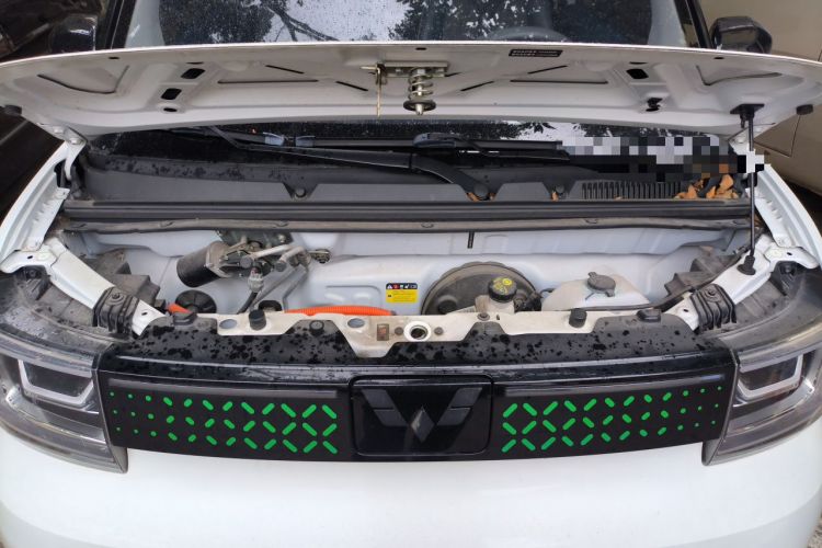 Used Wuling Hongguang MINIEV 2022 GAMEBOY 300km Enthusiast Model with Lithium Iron Phosphate Engine Bay