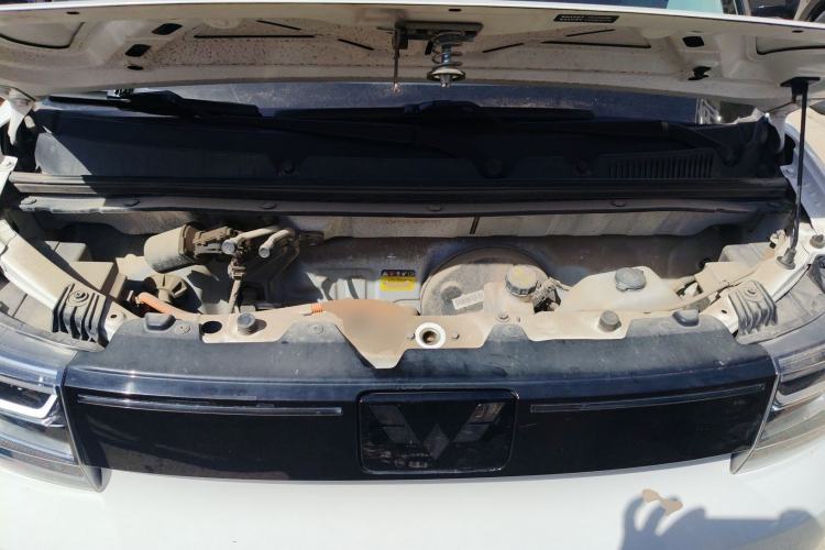 Used Wuling Hongguang MINIEV 2022 GAMEBOY 300km Enthusiast Model with Lithium Iron Phosphate Engine Bay
