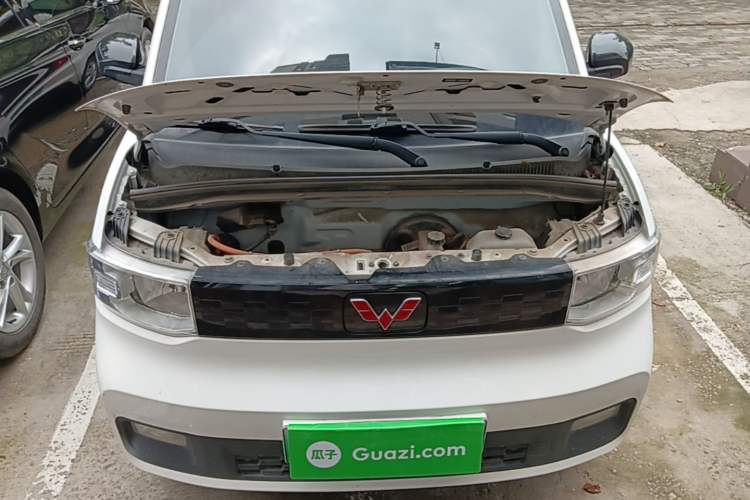 Used Wuling Hongguang MINIEV 2022 Easy Version Lithium-NMC Engine Bay