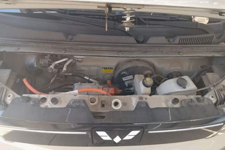 Used Wuling Hongguang MINIEV 2022 GAMEBOY 200km Gaming Edition with Lithium Iron Phosphate Engine Bay