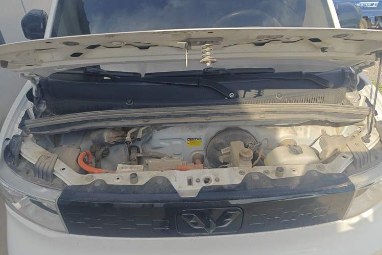 Used Wuling Hongguang MINIEV 2022 Zizai Version Lithium Iron Phosphate Engine Bay