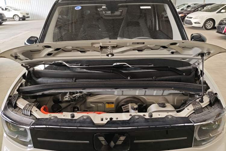 Used Wuling Hongguang MINIEV 2022 Macaron Premium Model – Lithium Iron Phosphate Engine Bay