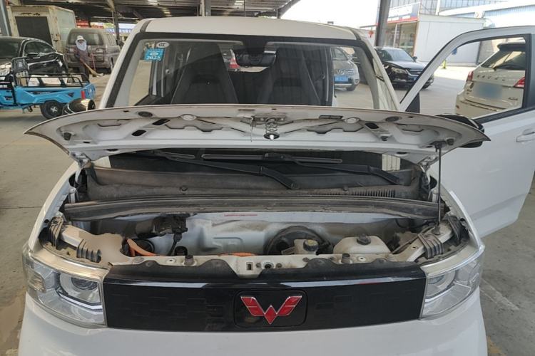 Used Wuling Hongguang MINIEV 2022 Easy Version Lithium-NMC Engine Bay