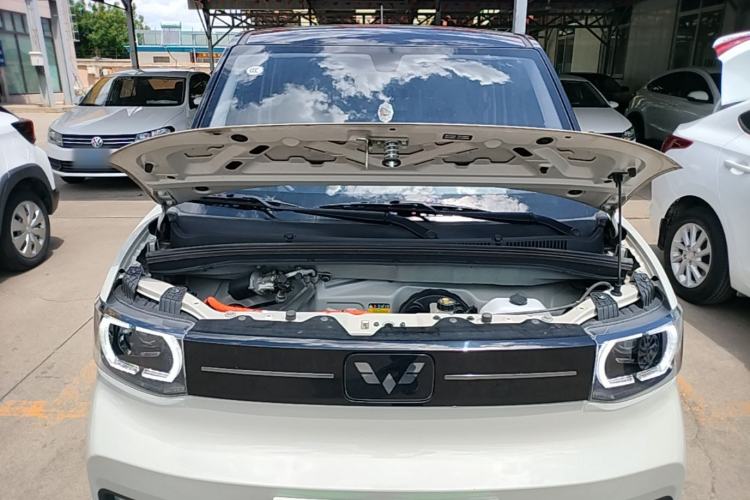 Used Wuling Hongguang MINIEV 2022 Macaron Fashion Edition Lithium-Nickel-Cobalt-Alpha-oxide Engine Bay