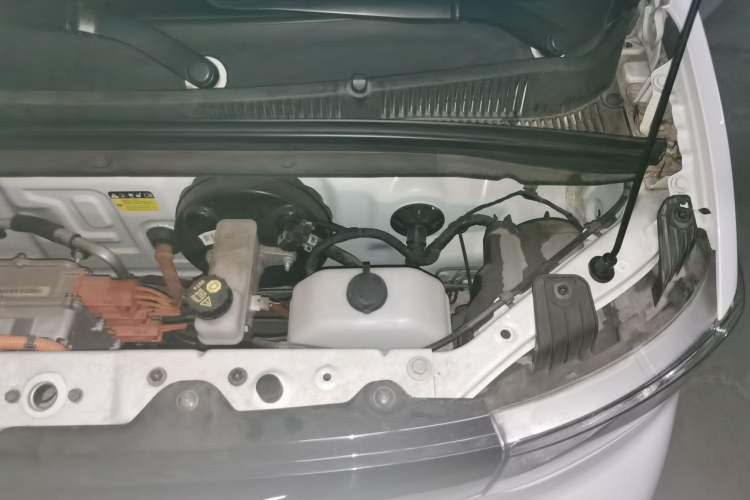 Used Wuling Hongguang MINIEV 2022 Enjoy Edition Lithium-Ion Battery Engine Bay Left
