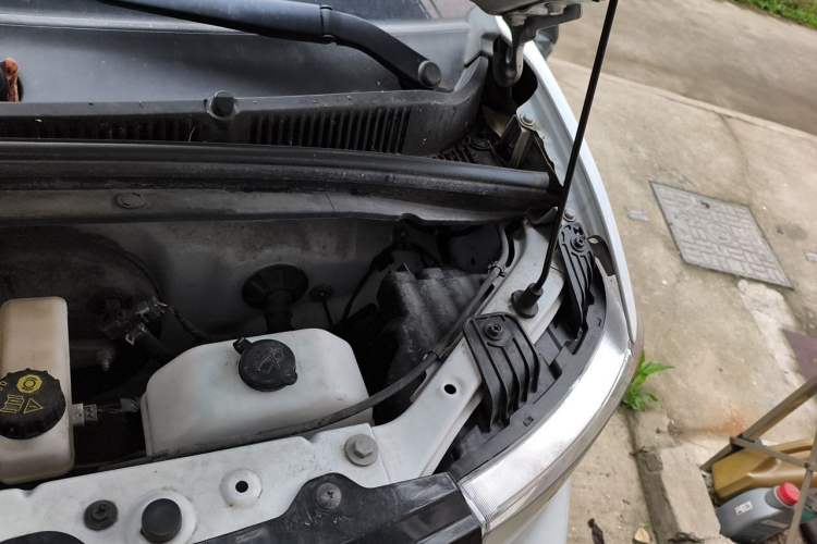 Used Wuling Hongguang MINIEV 2022 Easy Version Lithium Iron Phosphate Engine Bay Left