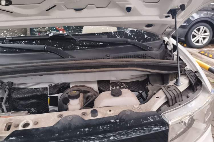 Used Wuling Hongguang MINIEV 2022 Zizai Version Lithium Iron Phosphate Engine Bay Left
