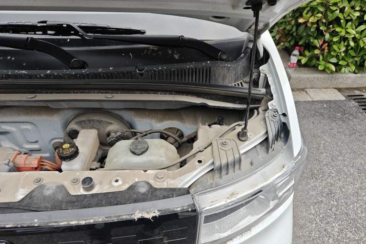 Used Wuling Hongguang MINIEV 2022 Easy Version Lithium Iron Phosphate Engine Bay Left
