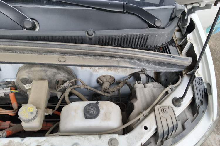 Used Wuling Hongguang MINIEV 2022 Easy Version Lithium Iron Phosphate Engine Bay Left