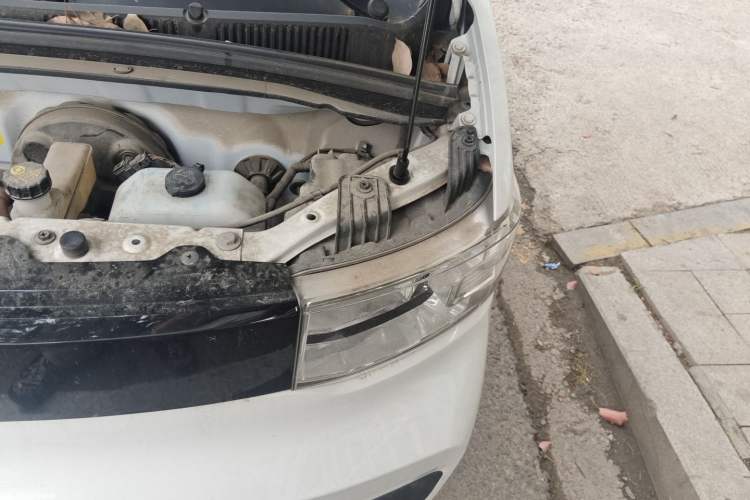 Used Wuling Hongguang MINIEV 2022 Enjoy Edition Lithium-Ion Battery Engine Bay Left