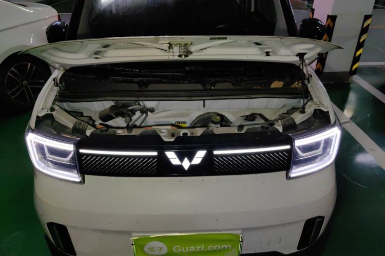 Used Wuling Hongguang MINIEV 2022 GAMEBOY 300km Enthusiast Model with Lithium Iron Phosphate Engine Bay