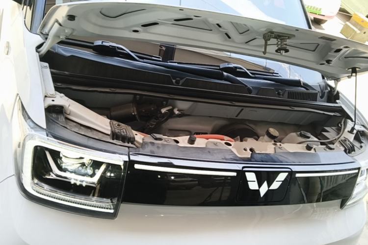 Used Wuling Hongguang MINIEV 2022 GAMEBOY 200km Gaming Edition with Lithium Iron Phosphate Engine Bay