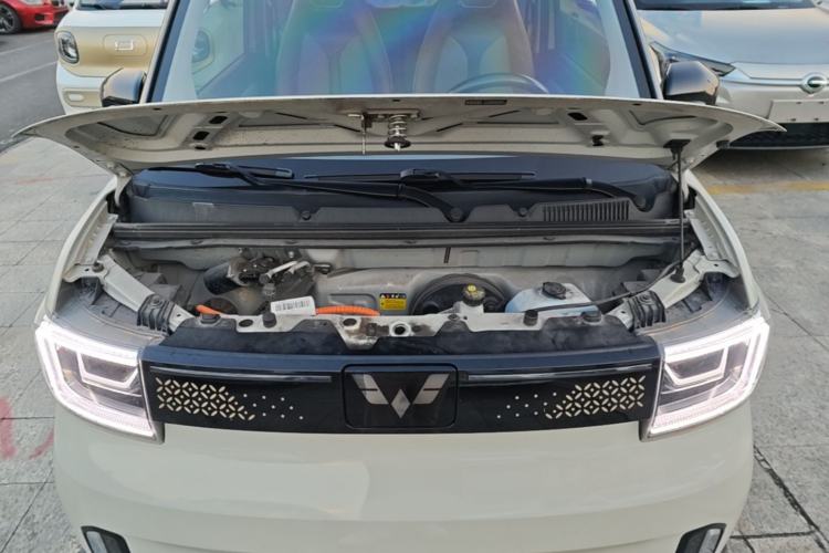 Used Wuling Hongguang MINIEV 2022 GAMEBOY 300km Enthusiast Model with Lithium Iron Phosphate Engine Bay
