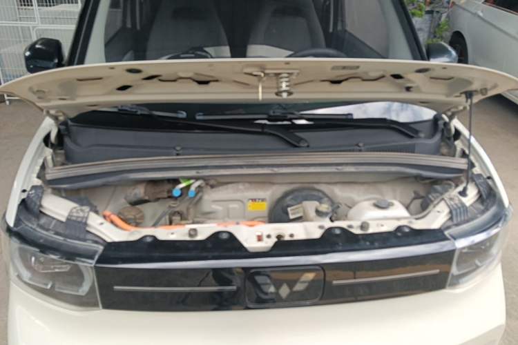 Used Wuling Hongguang MINIEV 2022 Macaron Premium Model – Lithium Iron Phosphate Engine Bay