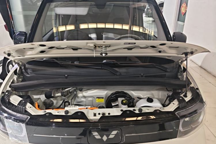 Used Wuling Hongguang MINIEV 2022 Macaron Premium Model – Lithium Iron Phosphate Engine Bay