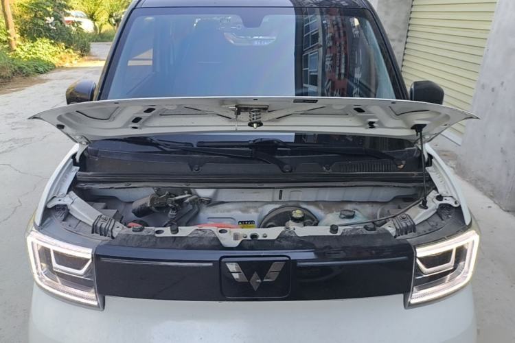 Used Wuling Hongguang MINIEV 2022 GAMEBOY 200km Gaming Edition with Lithium Iron Phosphate Engine Bay