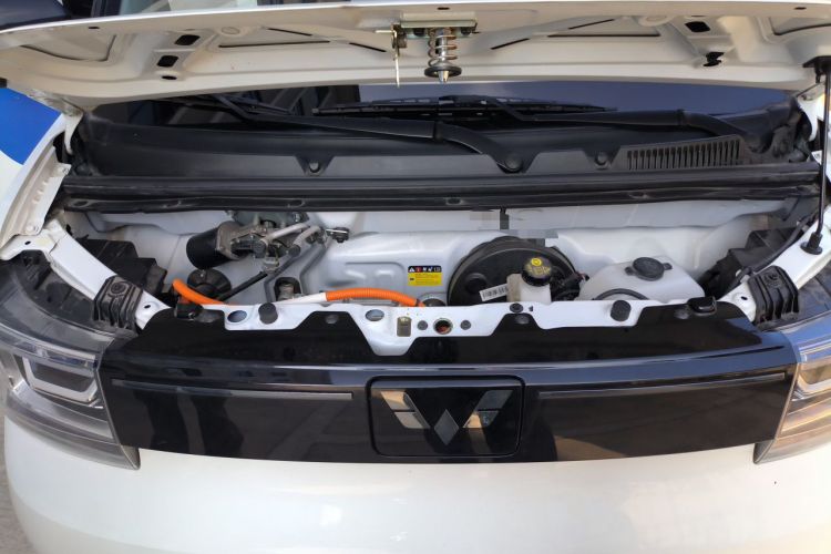 Used Wuling Hongguang MINIEV 2022 GAMEBOY 200km Gaming Edition with Lithium Iron Phosphate Engine Bay