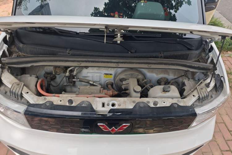 Used Wuling Hongguang MINIEV 2022 Zizai Version Lithium Iron Phosphate Engine Bay