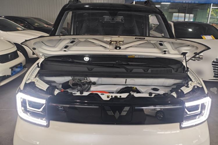 Used Wuling Hongguang MINIEV 2022 GAMEBOY 300km Enthusiast Model with Lithium Iron Phosphate Engine Bay