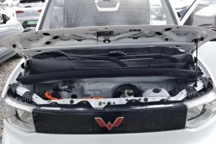 Used Wuling Hongguang MINIEV 2022 Easy Version Lithium-NMC Engine Bay