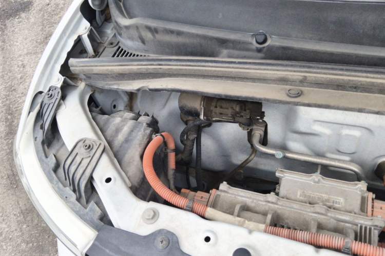 Used Wuling Hongguang MINIEV 2022 Easy Version Lithium-NMC Engine Bay Right