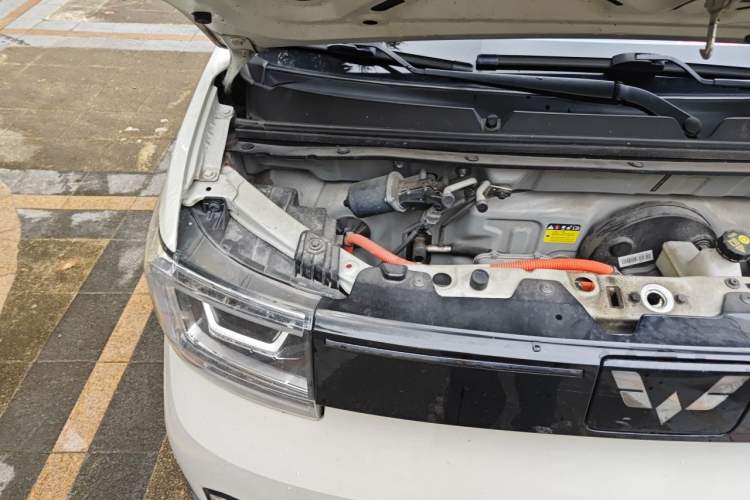 Used Wuling Hongguang MINIEV 2022 GAMEBOY 200km Gaming Edition with Lithium Iron Phosphate Engine Bay Right