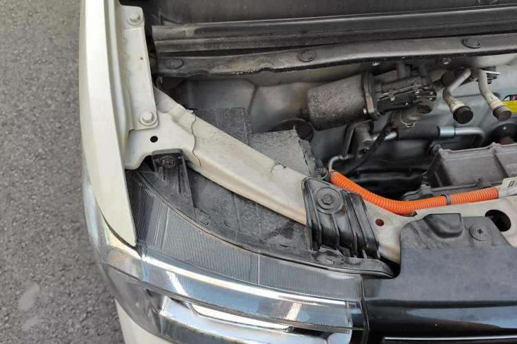 Used Wuling Hongguang MINIEV 2022 GAMEBOY 200km Gaming Edition with Lithium Iron Phosphate Engine Bay Right