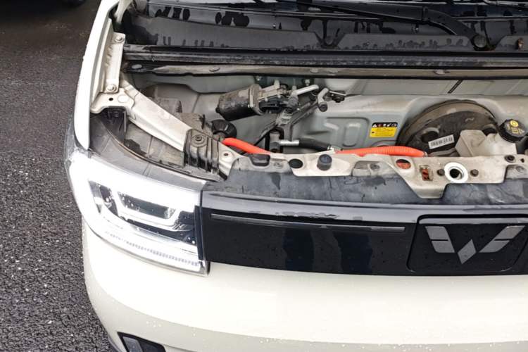 Used Wuling Hongguang MINIEV 2022 GAMEBOY 200km Gaming Edition with Lithium Iron Phosphate Engine Bay Right