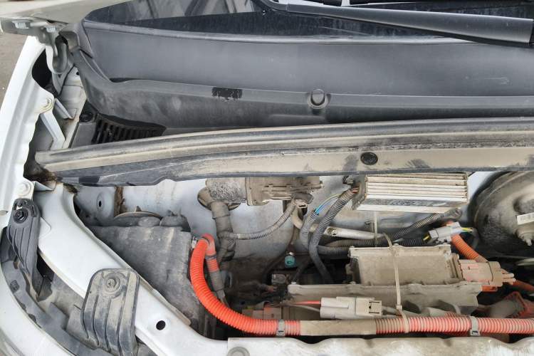 Used Wuling Hongguang MINIEV 2022 Easy Version Lithium Iron Phosphate Engine Bay Right