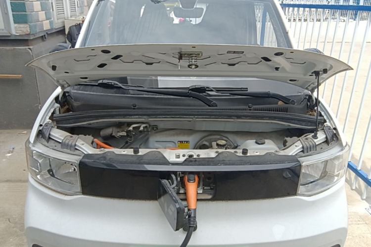 Used Wuling Hongguang MINIEV 2022 Zizai Version Lithium Iron Phosphate Engine Bay