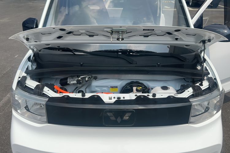 Used Wuling Hongguang MINIEV 2022 Zizai Version Lithium Iron Phosphate Engine Bay