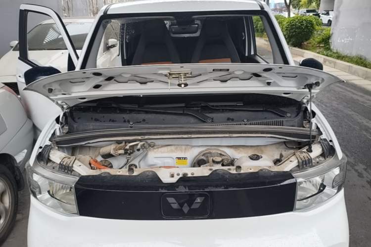 Used Wuling Hongguang MINIEV 2022 Zizai Version Lithium Iron Phosphate Engine Bay