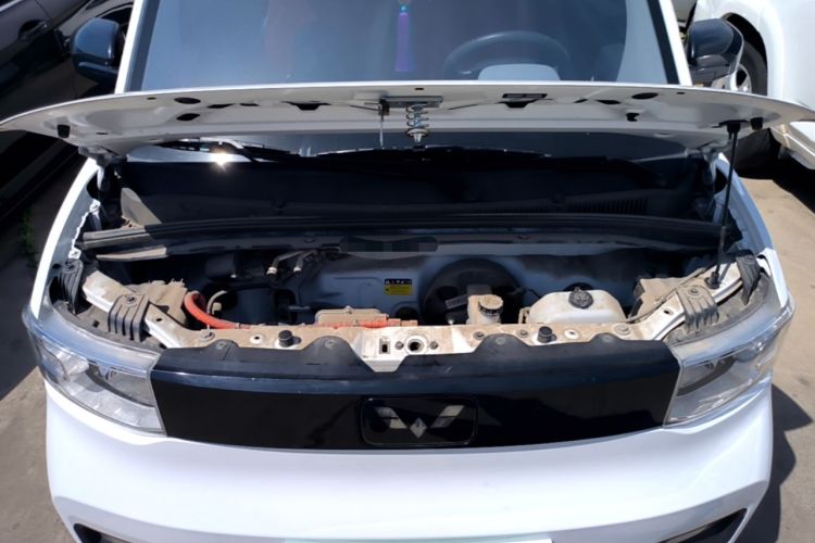 Used Wuling Hongguang MINIEV 2022 Zizai Version Lithium-NMC Engine Bay