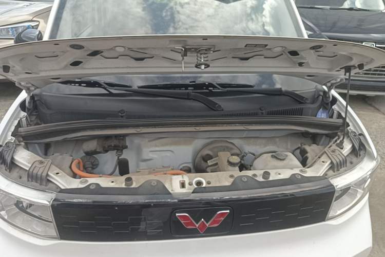 Used Wuling Hongguang MINIEV 2022 Easy Version Lithium Iron Phosphate Engine Bay