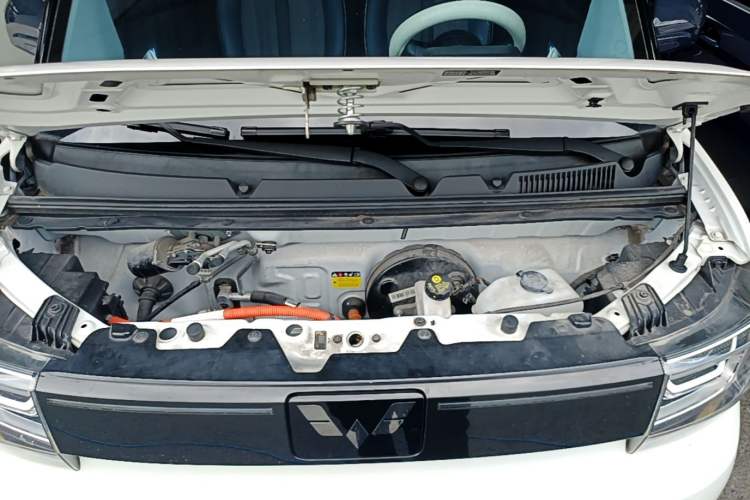 Used Wuling Hongguang MINIEV 2022 GAMEBOY 200km Gaming Edition with Lithium Iron Phosphate Engine Bay