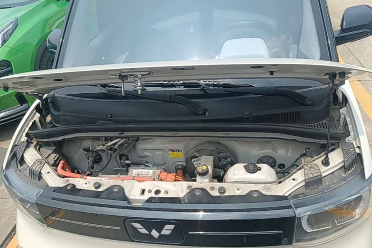 Used Wuling Hongguang MINIEV 2022 Macaron Premium Model – Lithium Iron Phosphate Engine Bay
