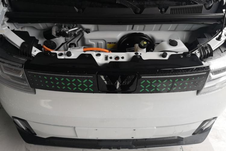 Used Wuling Hongguang MINIEV 2022 GAMEBOY 300km Enthusiast Model with Lithium Iron Phosphate Engine Bay